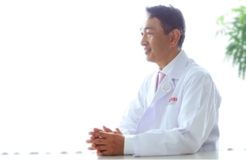代表取締役社長　比屋根 祥行