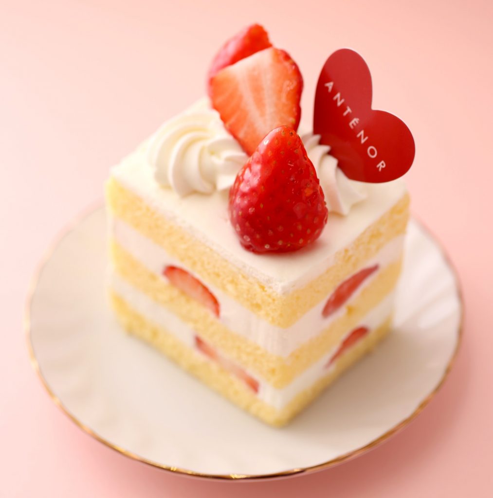 あまおう（紅ほっぺ）苺のショートケーキ